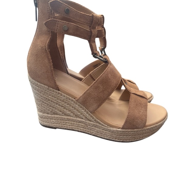 Ugg Kolfax size 9 - Picture 2 of 6